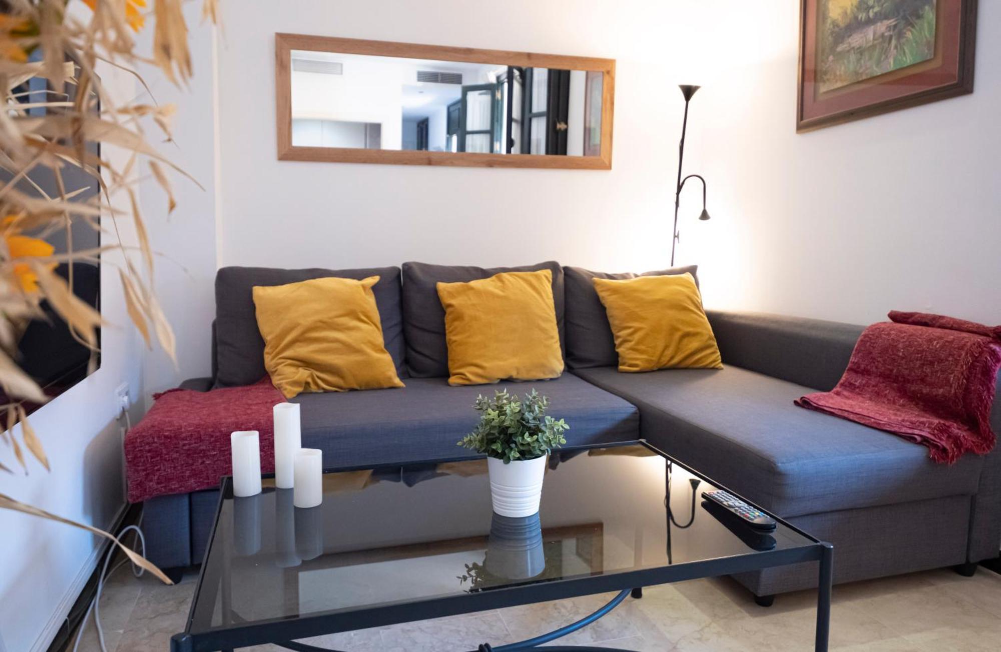 Apartamento Con Encanto En Patio Sevillano ภายนอก รูปภาพ